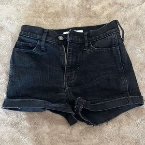 Jeans and jean shorts !